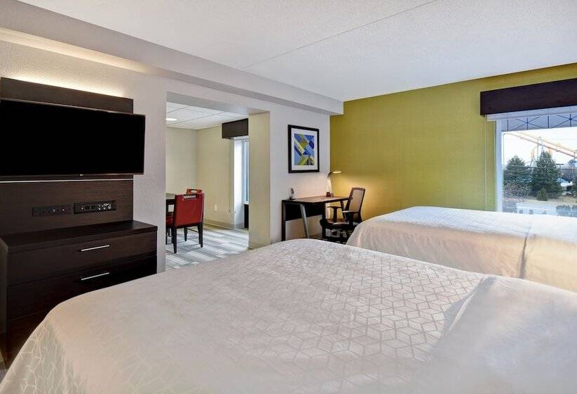 スイート, Holiday Inn Express & Suites Allentown Dorney Park Area, An Ihg