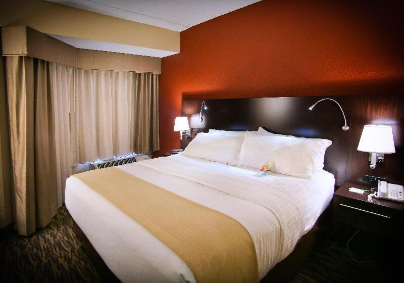 스위트 킹사이즈 침대, Holiday Inn & Suites Downtown La Crosse