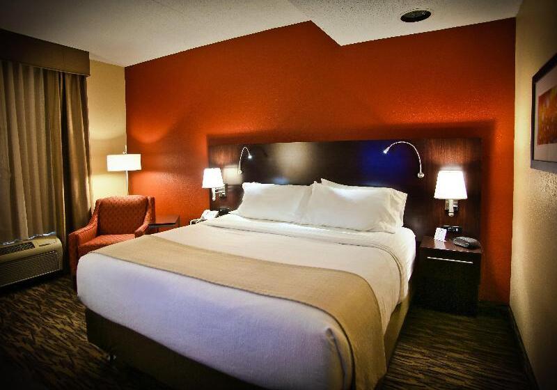 غرفة قياسية سرير كينج لذوى الإحتياجات الخاصة, Holiday Inn & Suites Downtown La Crosse