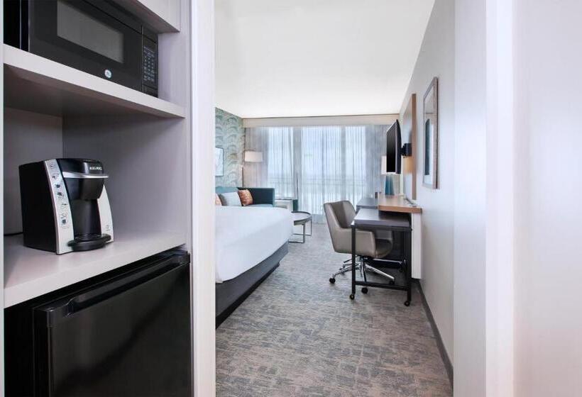 غرفة قياسية سرير كينج, Holiday Inn Va Beach Oceanside 21st St, An Ihg