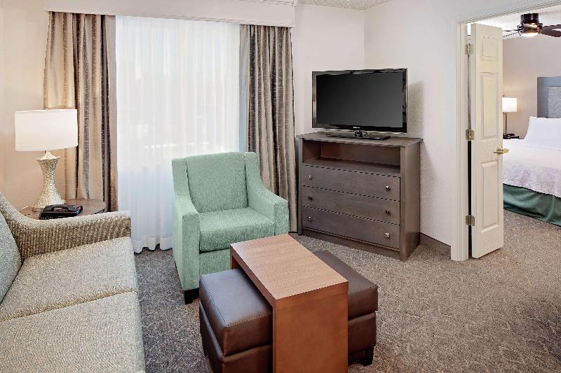 带大床的套房, Homewood Suites By Hilton Dallasmarket Center