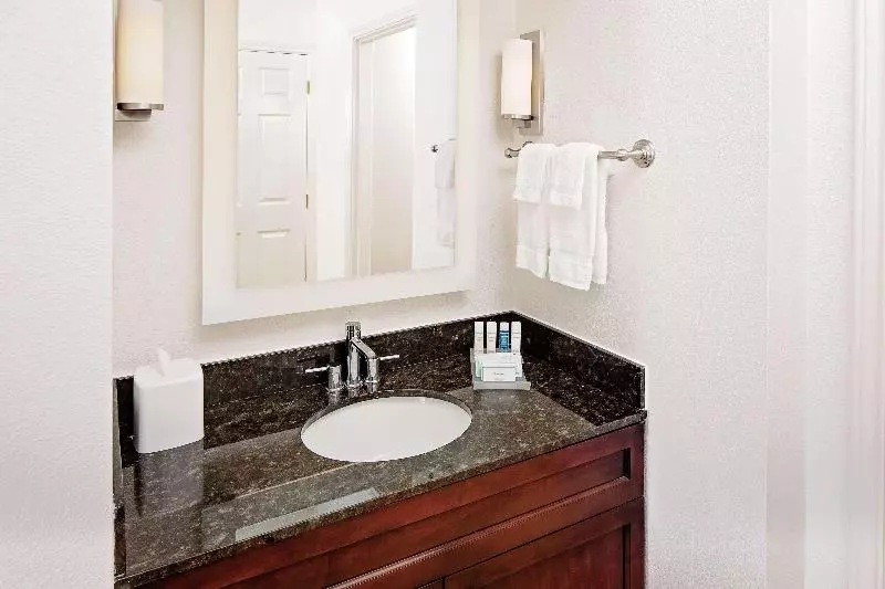 キングサイズベッドのスイートルーム, Homewood Suites By Hilton Dallasmarket Center