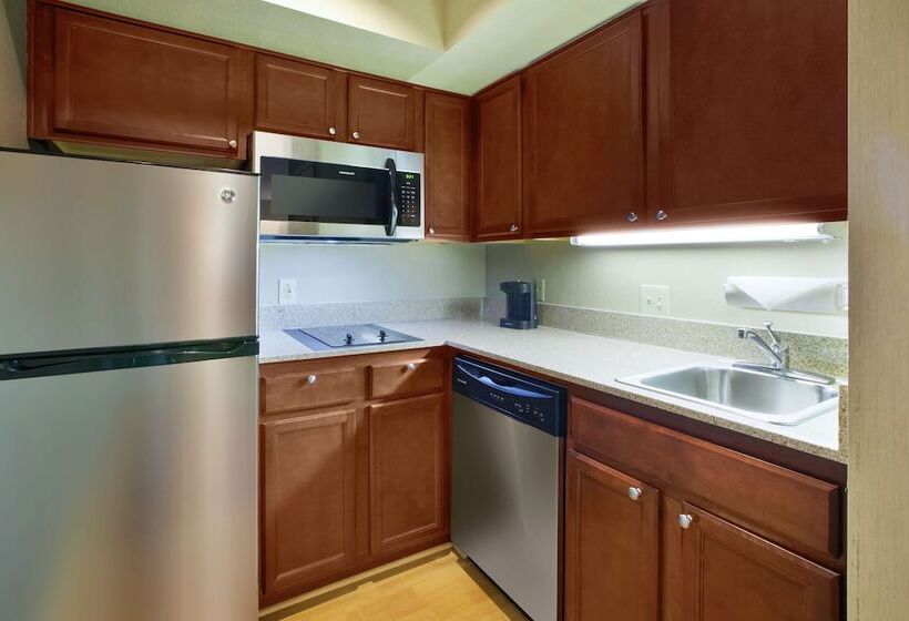 스위트 킹사이즈 침대, Homewood Suites By Hilton Daytonfairborn