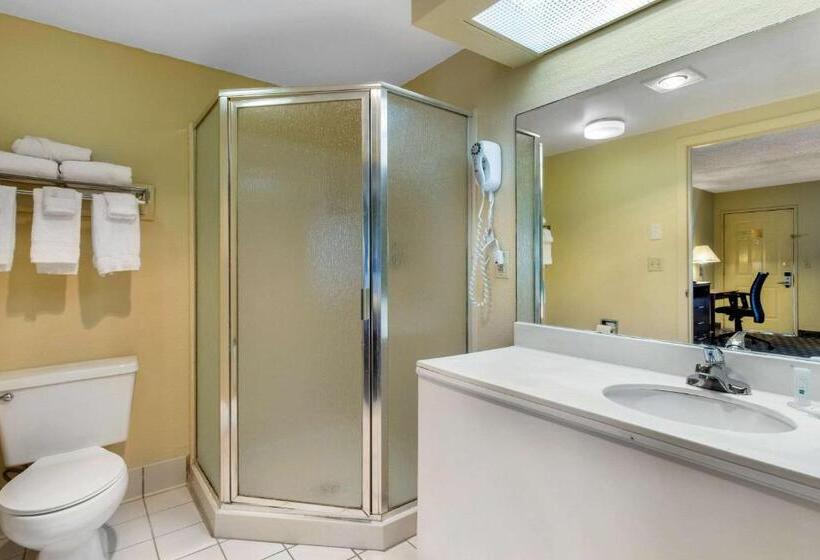 高级套房, Quality Inn