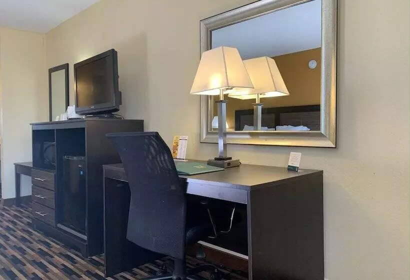 ２ダブルベッドのスタンダードルーム, Quality Inn University Area