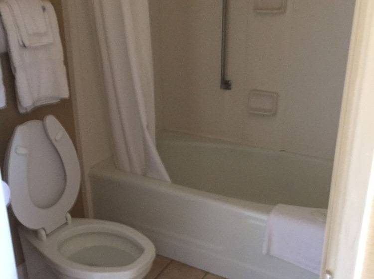 2ダブルベッドのスタンダードルーム, Quality Inn University Area