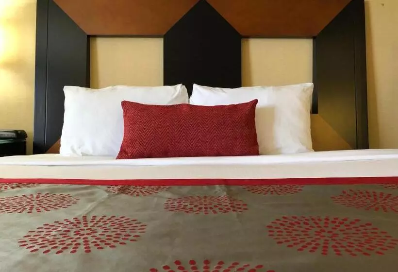 اتاق استاندارد با تخت بزرگ برای معلولان, Ramada By Wyndham San Diego National City