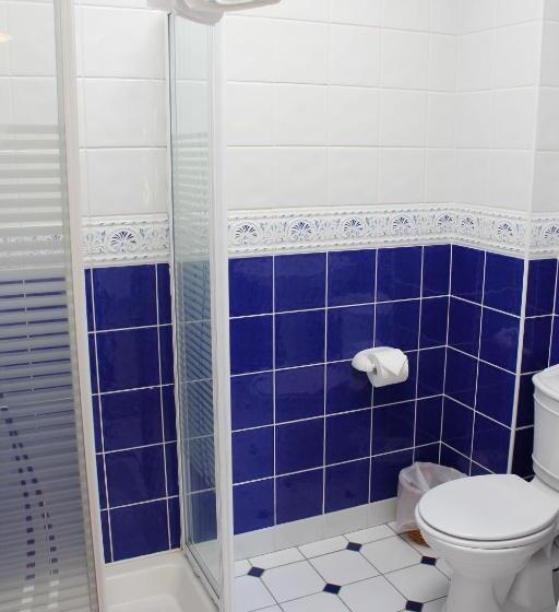 패밀리 룸, Adare Country House