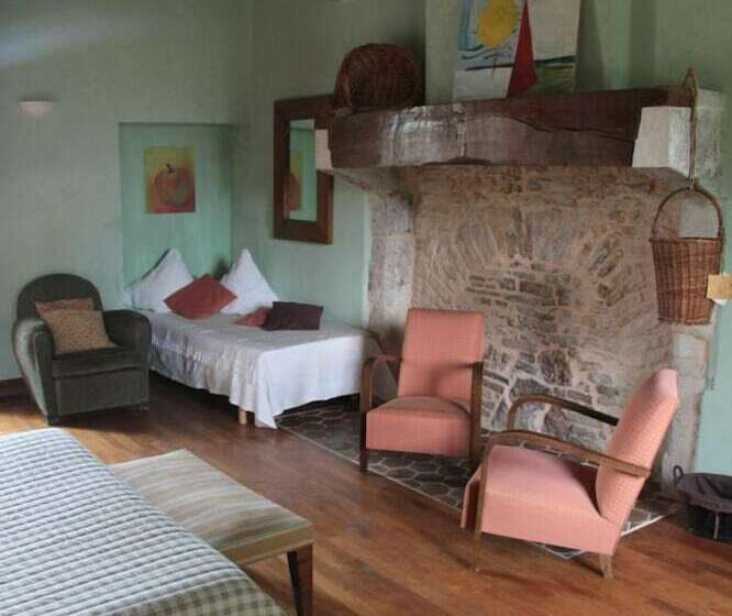 Номер Стандарт, Moulin Madame