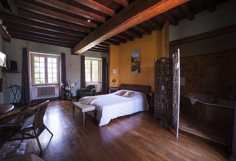 Номер Стандарт, Moulin Madame