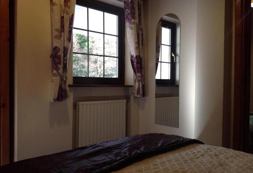 חדר משפחתי, Beech Lodge B&b