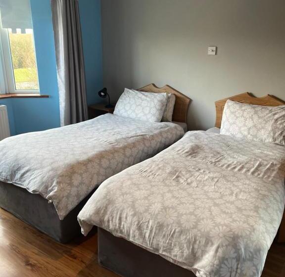 غرفة قياسية, Douglasha House V93rx64