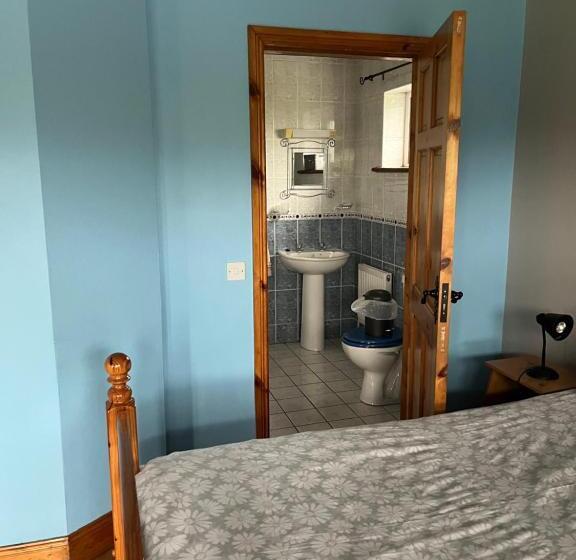 Семейный Номер, Douglasha House V93rx64