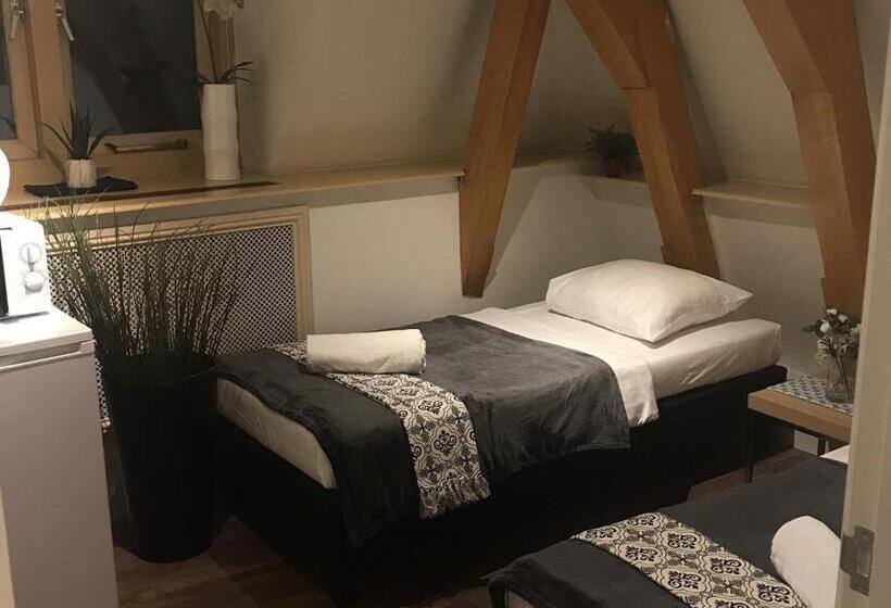 Семейный Номер, Central Sweet Bnb