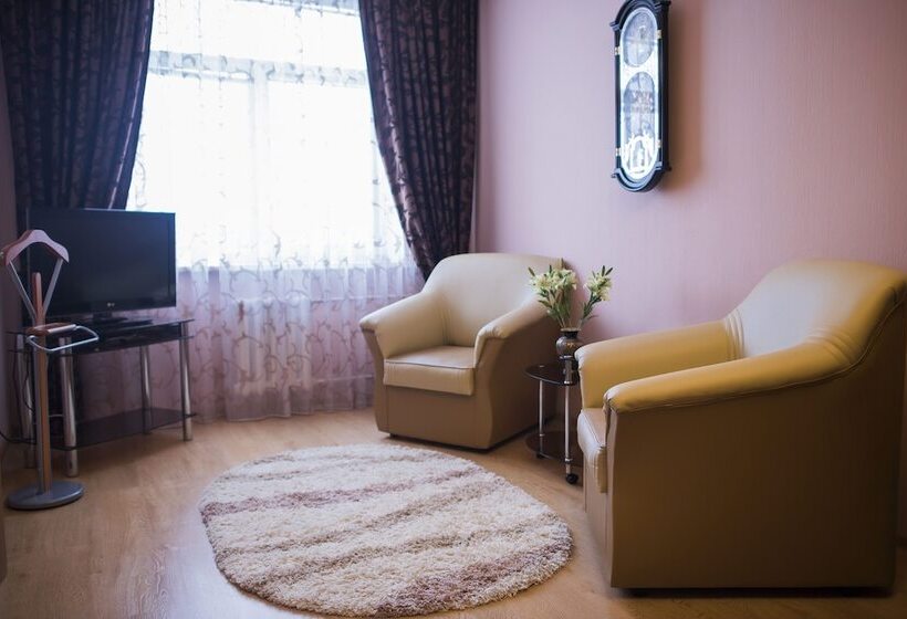 חדר סטנדרט, Oktyabrskaya