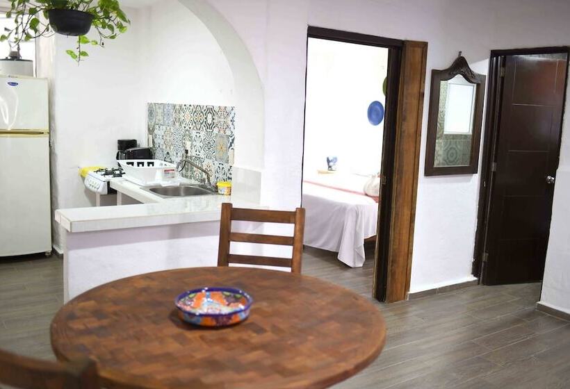 스위트, Petit Hotel Pilitas