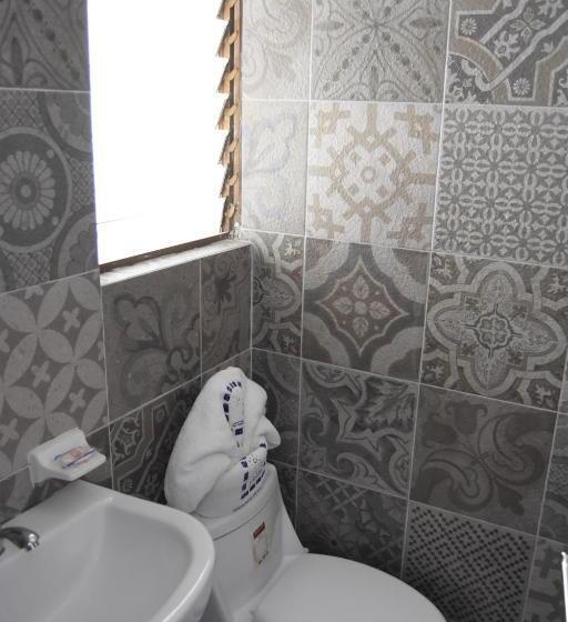 스위트, Petit Hotel Pilitas