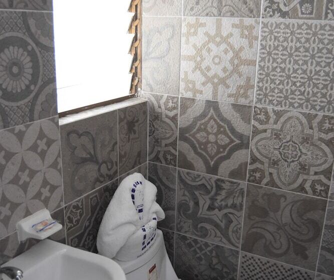 스위트, Petit Hotel Pilitas