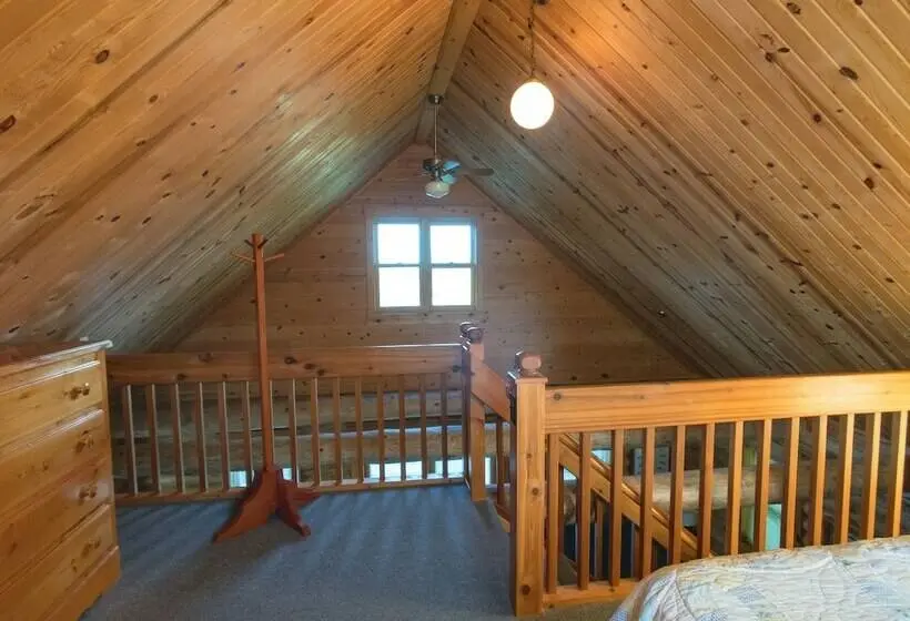 キャビン, Deer Ridge Resort
