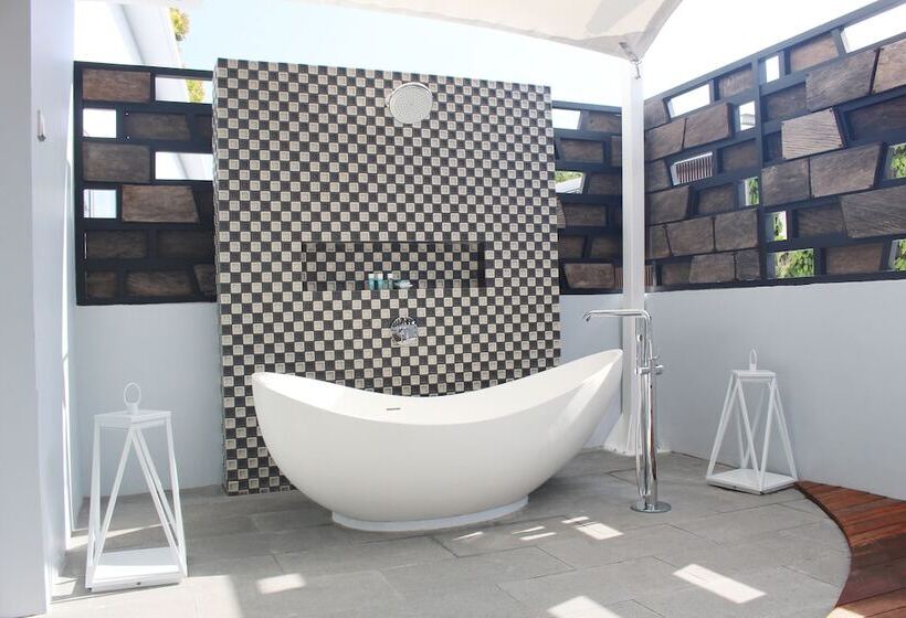 Standard Room Double Bed