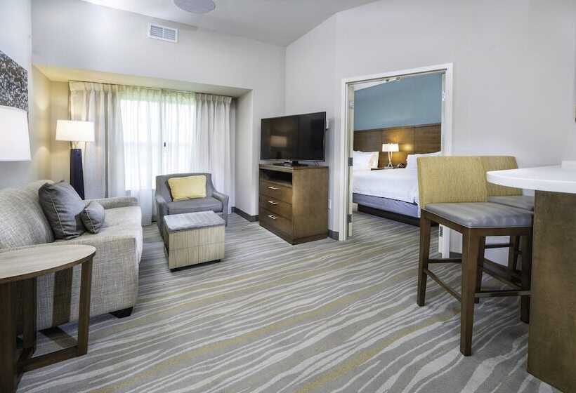 带2个卧室的套房, Staybridge Suites   Summerville, An Ihg