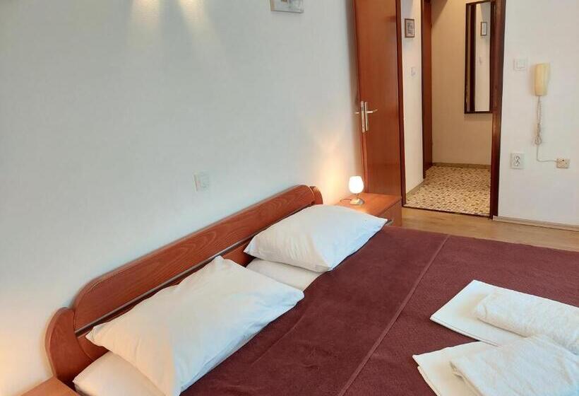 스탠다드 룸, Pansion Klaudija