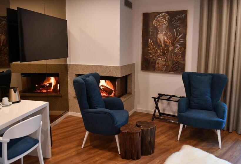 جناح سوبيريور, Casa Das Carpas