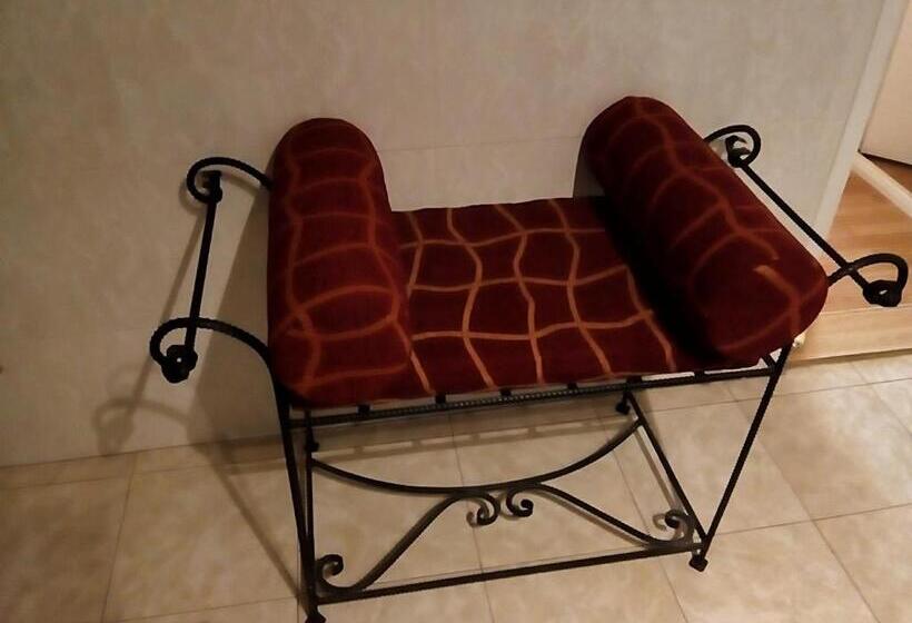 اتاق استاندارد, Malgo