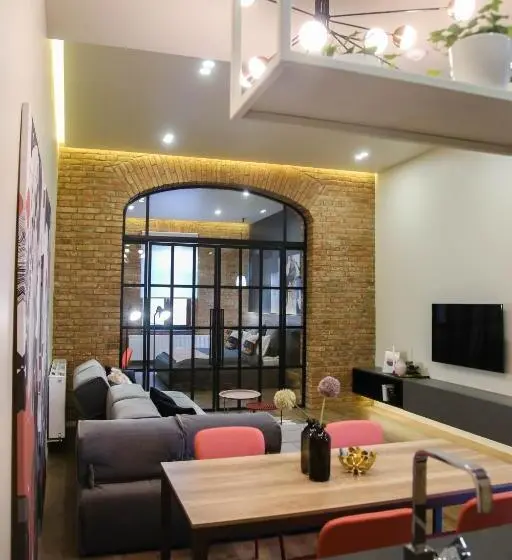 Deluxe-huoneisto 1 Makuuhuone, Apart Hotel на трояндовой