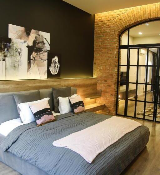 آپارتمان لوکس 1 خوابه, Apart Hotel на трояндовой