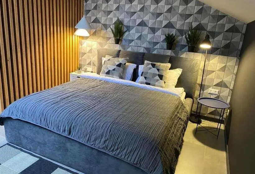 Standard-studio, Apart Hotel на трояндовой
