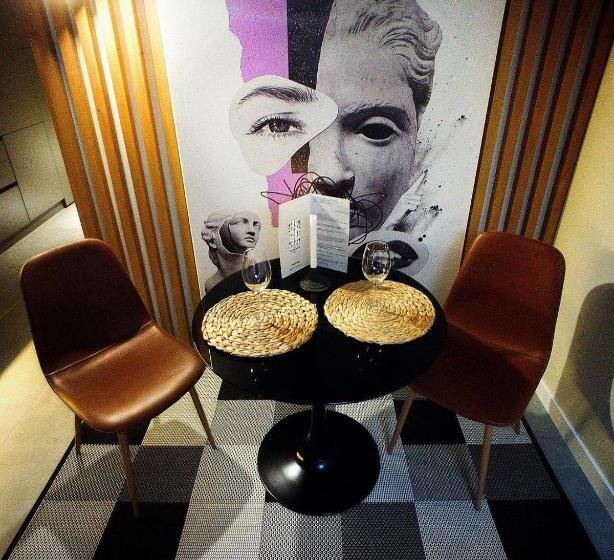 استودیوی استاندارد, Apart Hotel на трояндовой