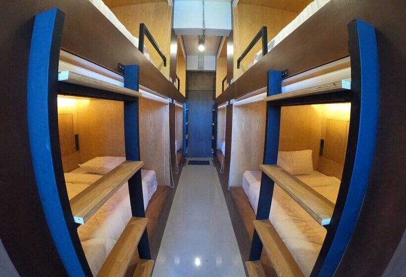 سرير فى غرفة مشتركه, Jaidee Cafe & Hostel Chiangrai