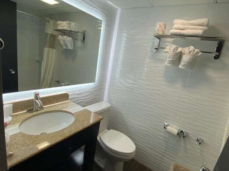 غرفة ديلوكس, Howard Johnson By Wyndham Clifton Nj