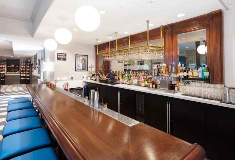 غرفة قياسية, La Rose