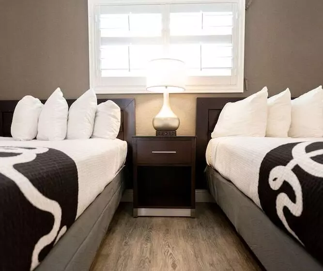 スイート, Surestay Hotel By Best Western Seaside Monterey