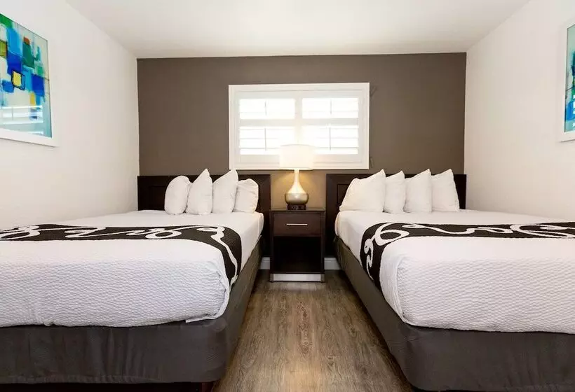 スイート, Surestay Hotel By Best Western Seaside Monterey