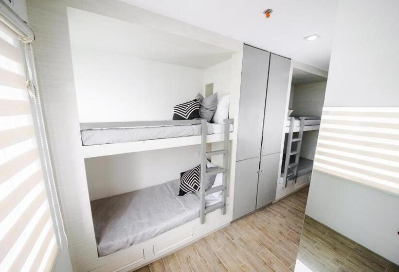 Кровать в Общей Комнате, 1075 Dormitel