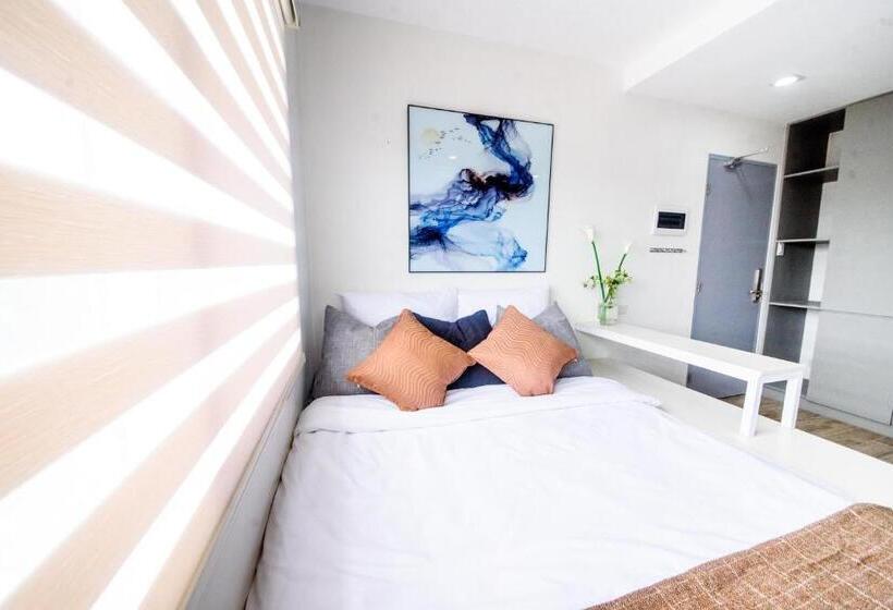 Номер Deluxe с Балконом, 1075 Dormitel