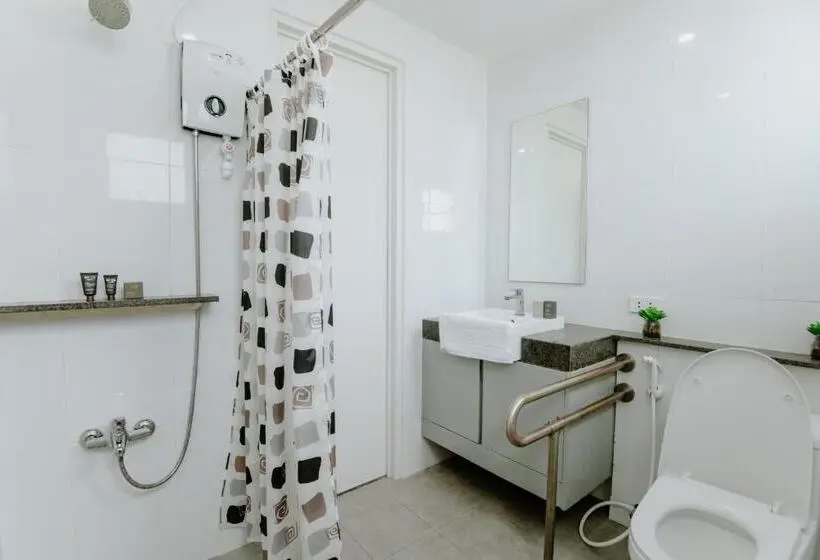 Deluxe-huone Parveke, 1075 Dormitel