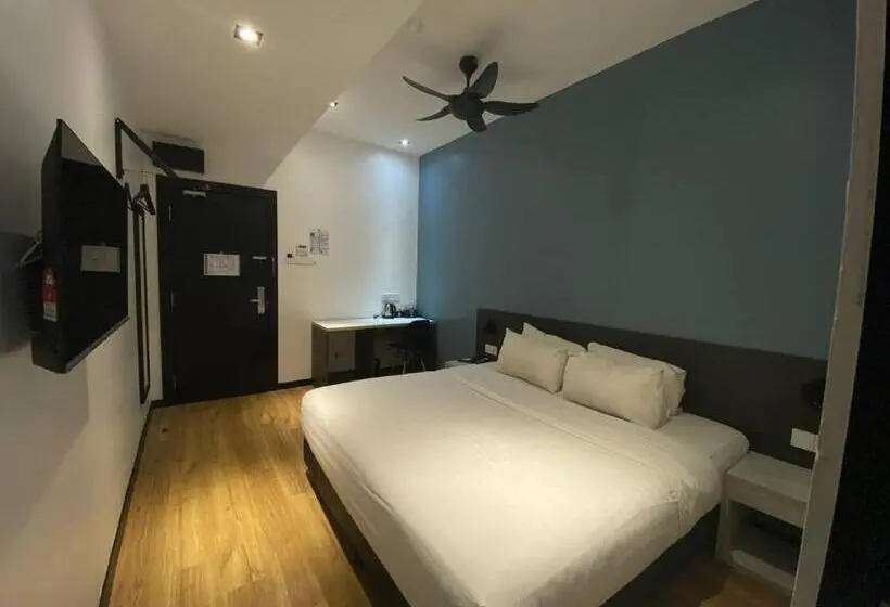 キングサイズベッドのデラックスルーム, Arena Boutique Hotel Kuala Terengganu
