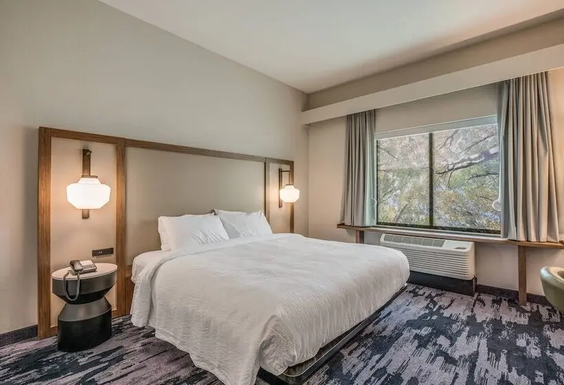 スイート, Fairfield Inn & Suites Whitewater