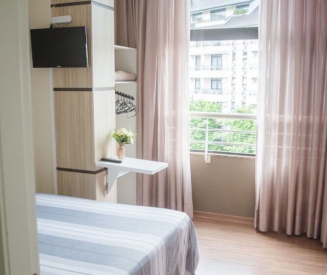 غرفة ديلوكس, Pousada Center Piratuba