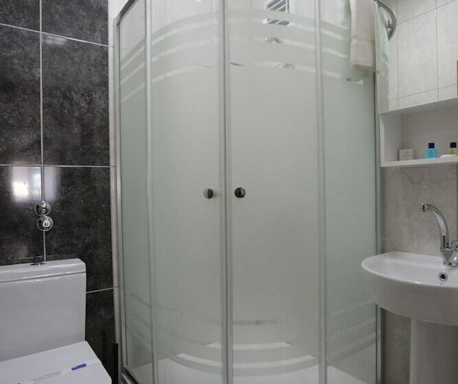 اتاق استاندارد, Beksi̇ti̇