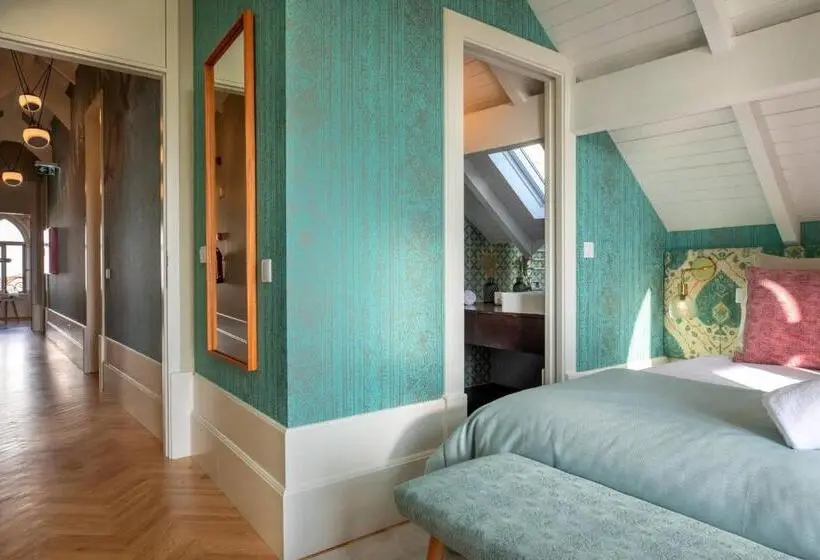 اتاق لوکس, Harbour Inn Design Townhouse