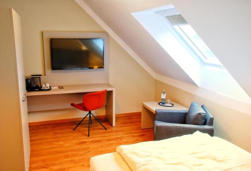 Номер Стандарт Индивидуальный, Walldorf Suites Boutique