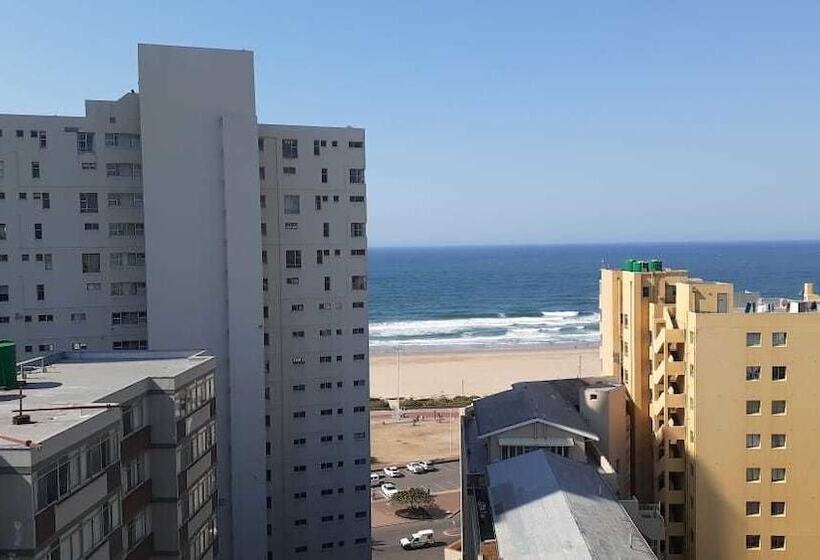 اتاق راحتی سه تخته, Mthonjeni Residence And Cafe