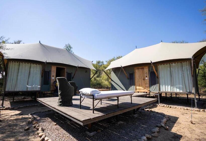 Deluxe Room Mountain View, Trees N Tigers Luxury Wildlife Lodge