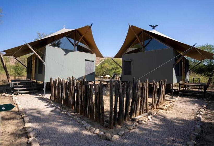 غرفة ديلوكس مطلة على الجبل, Trees N Tigers Luxury Wildlife Lodge