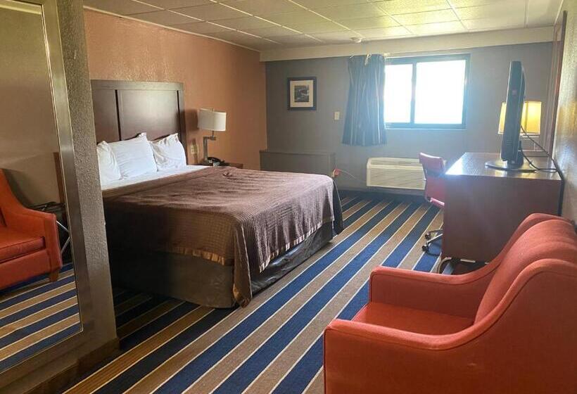 جناح سرير كينج, Economy Inn North Randall